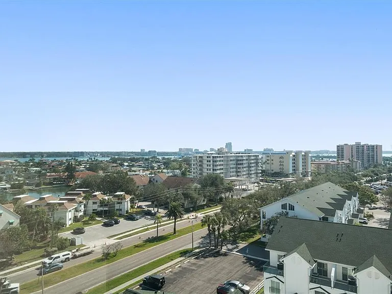 400 Island Way #901 — Photo 28