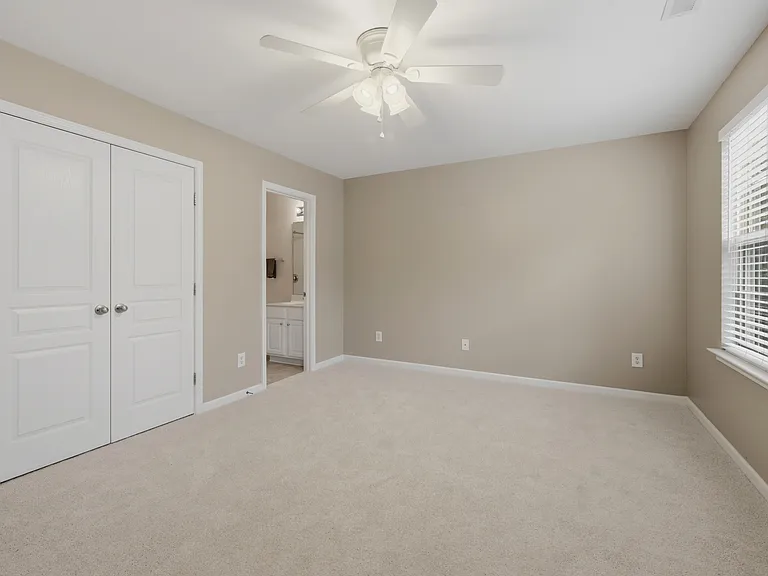 221 Grey Elm Trl — Photo 18