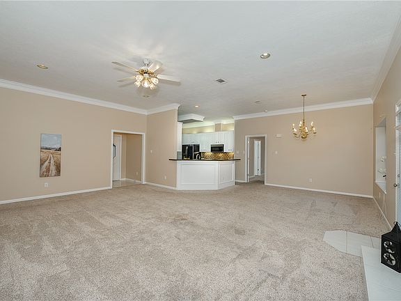 5th image of 3940 Oriole Ct