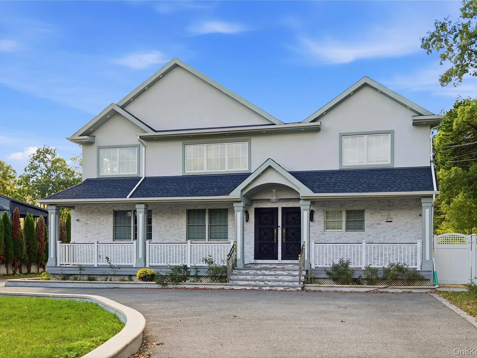 4 bed, 2.0 bath, 1897 sqft, $6,500 — Photo 2