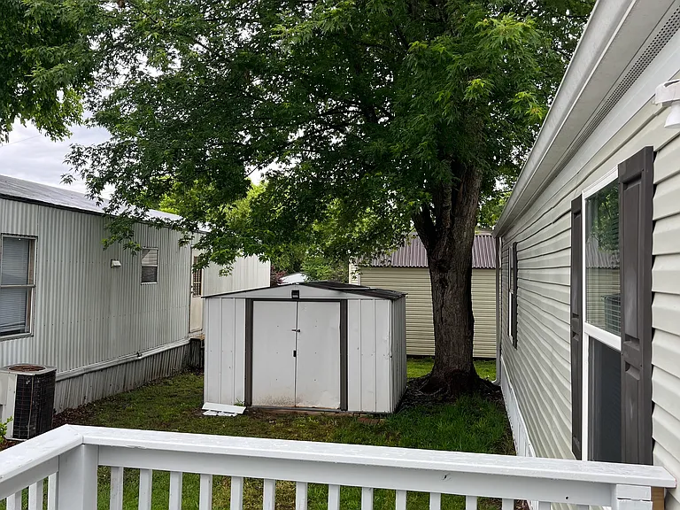 3951 S Mentor Ave #38 — Photo 2
