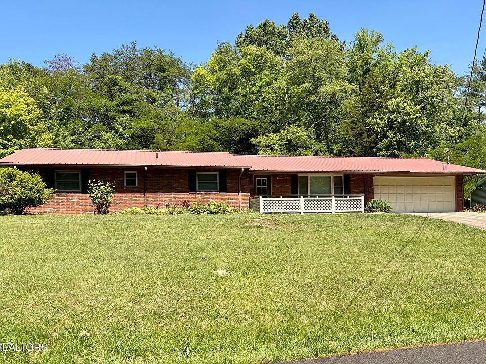 1st image of 827 Murphy Rd