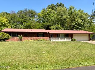 827 Murphy Rd, Sevierville, TN 37862