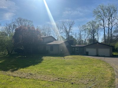 1290 W Dun Grazin Dr, Connersville, IN, 47331