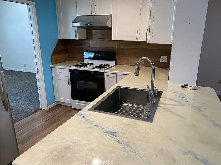 2041 Starhaven St — Photo 15