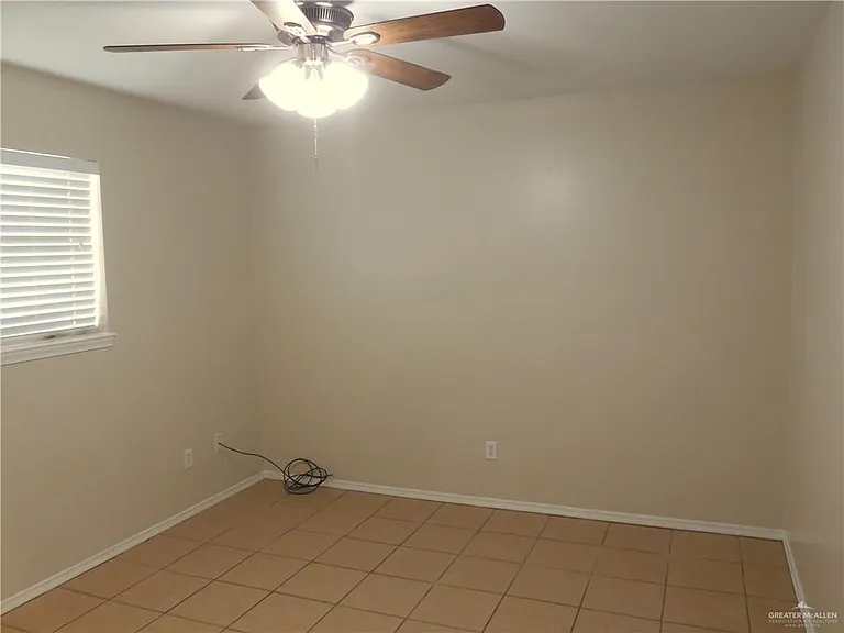 118 E Iris Ave — Photo 21