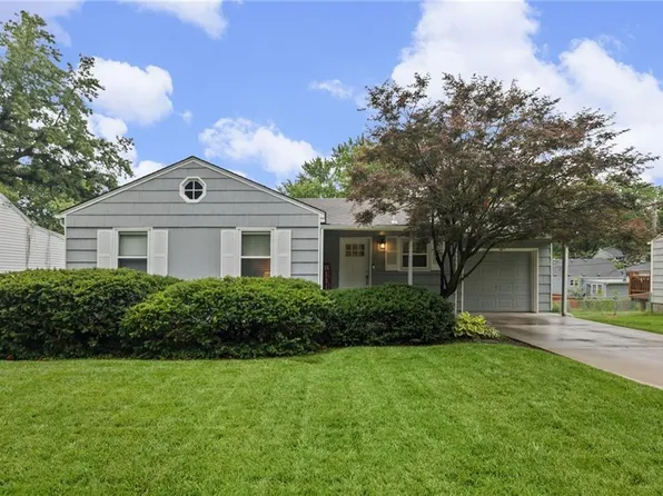 5201 W 71st St, Prairie Village, KS 66208