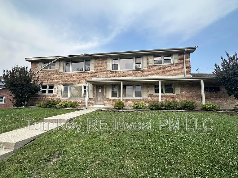 14421 S Ravinia Ave — Photo 1