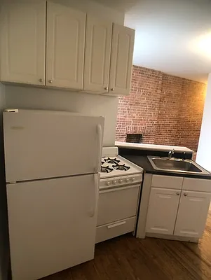 Rented by Compass | media 45