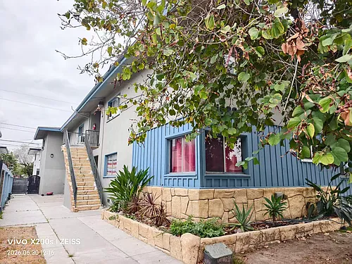 1820 W Glenoaks Ave #A Photo 1