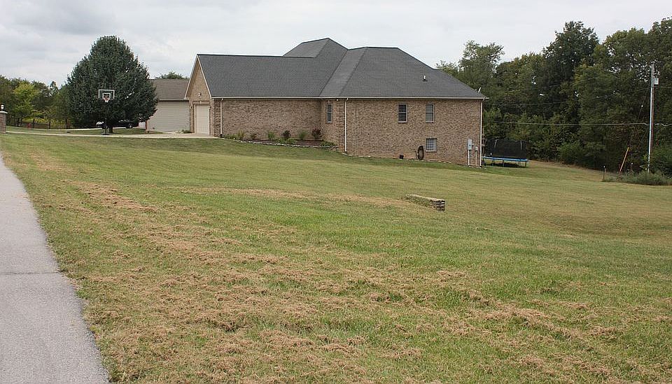 2nd image of 108 Leesburg Ln
