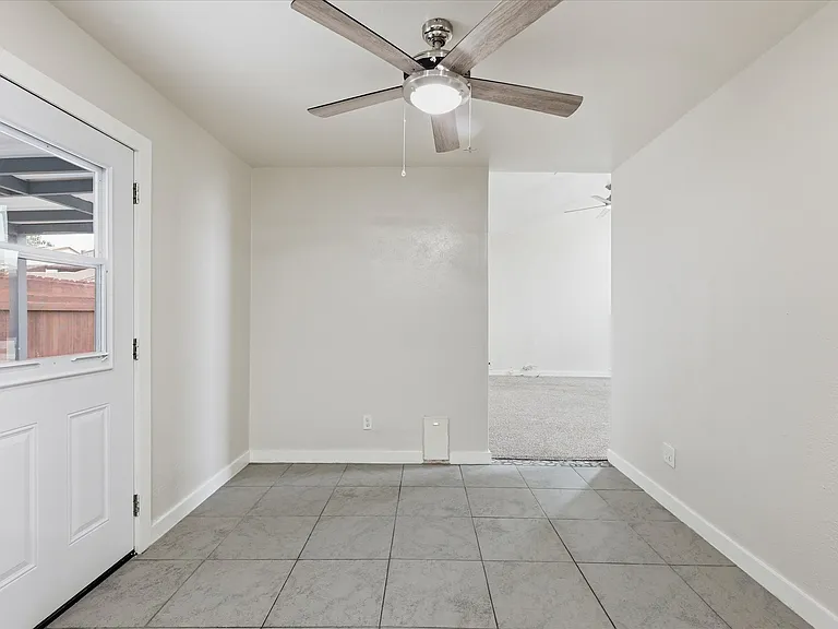 1813 Greenspring Cir — Photo 13