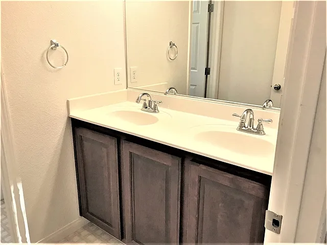 2260 Autumn Fire Ct — Photo 13