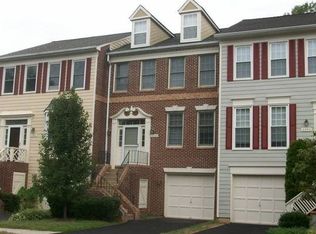 7042 Falls Reach Dr, Falls Church, VA 22043