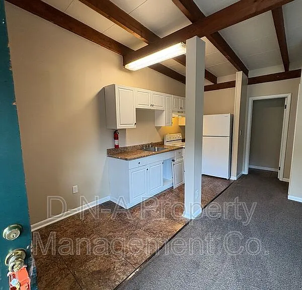 114 Cabanna Ln #108 — Photo 2