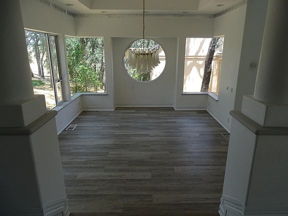 5th image of 15365 Clementia Cir