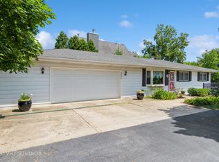 5852 Sherman Ave, Downers Grove, IL 60516