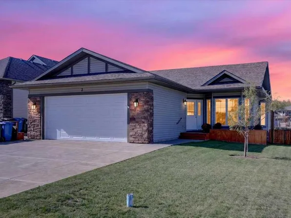 2 NE Valarosa Point, Didsbury, AB T0M 0W0