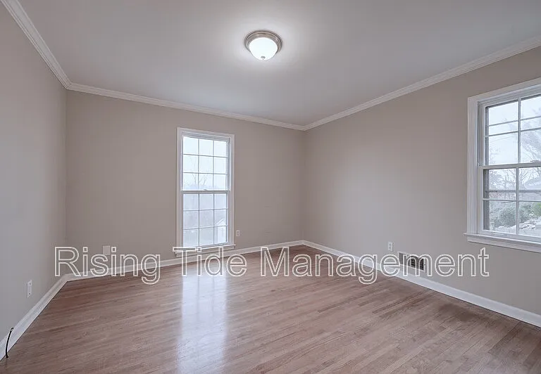 401 Lance Ln — Photo 14