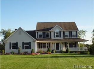 6720 Bergin Rd, Howell, MI 48843