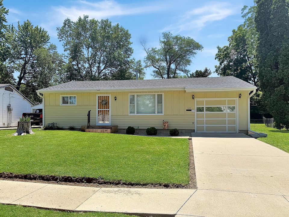 1st image of 1411 Mark Dr
