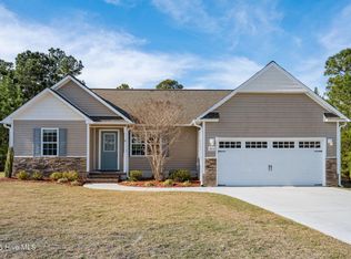 223 Lockwood Court, Hubert, NC 28539