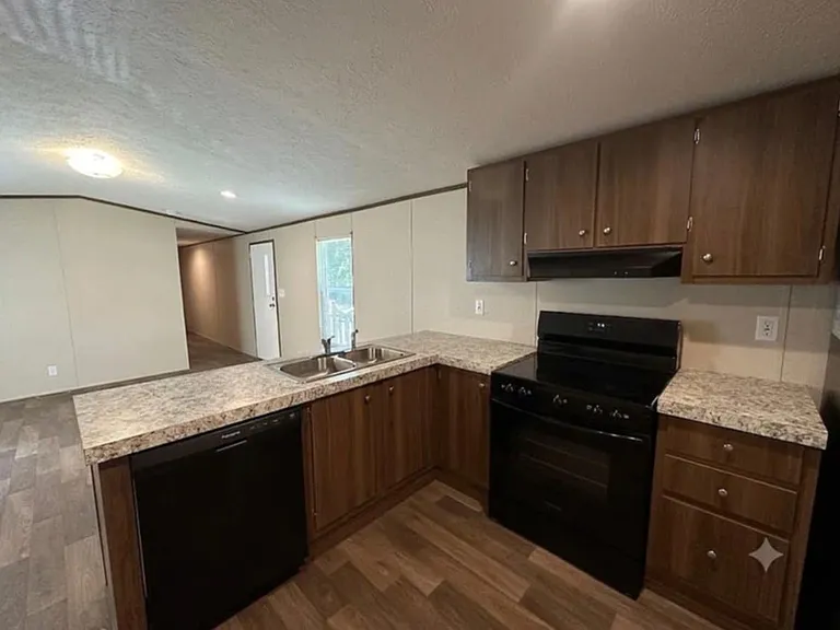 30 Sam Doyle Dr #1 — Photo 10