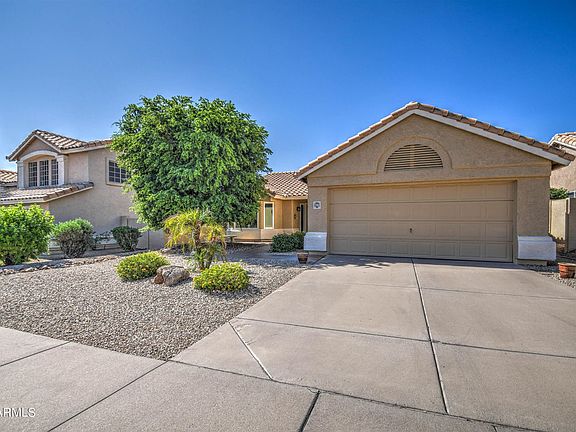 3rd image of 16131 E Gleneagle Dr