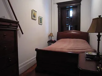 Rented by Apartments by Us