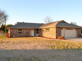 209 Center Rd, East Tawakoni, TX 75472