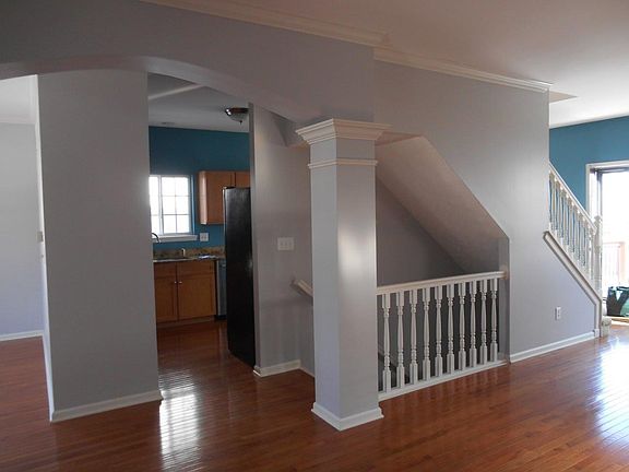 3rd image of 6155 Guilford Ave