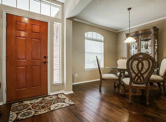 3rd image of 1408 Hickory Bend Dr