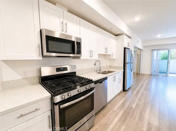 1025 S Berendo St APT 202, Los Angeles, CA 90006