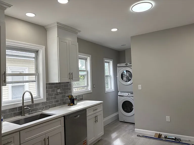 188 Sheridan Ave #2 — Photo 1