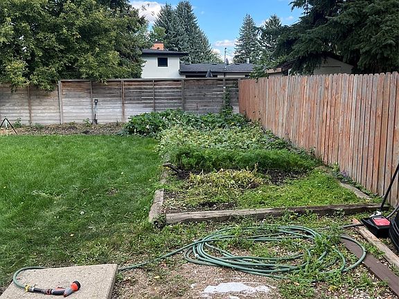 4th image of 1473 Nicholson Road