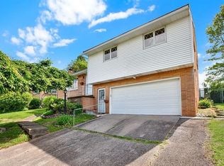 1409 Gill Hall Rd, Clairton, PA 15025