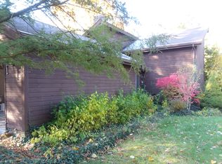 264 Harmon Ave NW, Brewster, OH 44613
