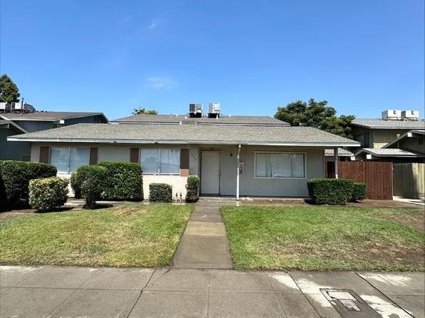 655 W Ashlan Ave #101, Clovis, CA 93612