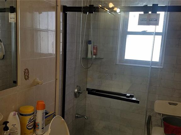5th image of 2629 E 26th St APT 102