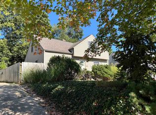 3520 Louisiana Rd, Rockford, IL 61108