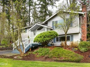 24822 SE 17th St, Sammamish, WA 98075