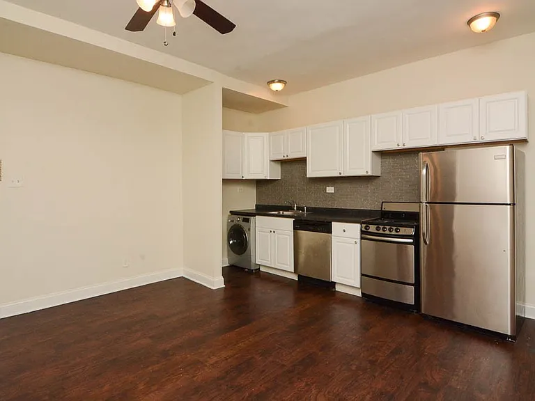 3345 N Marshfield Ave #501 — Photo 10