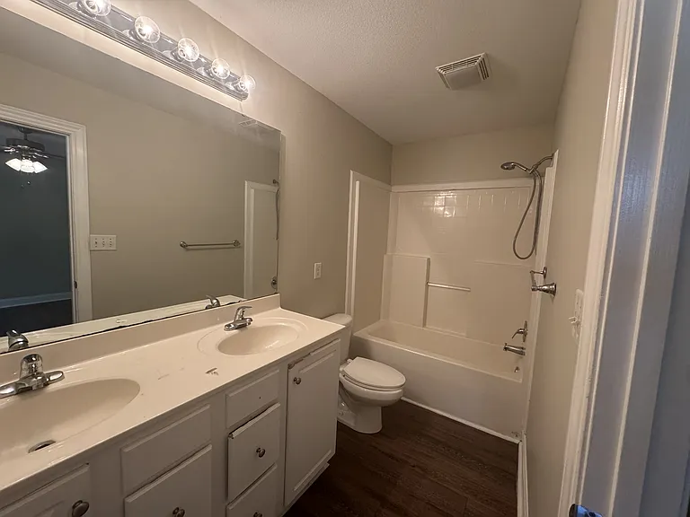 1537 C8 Pine Brook Ct #1 — Photo 17