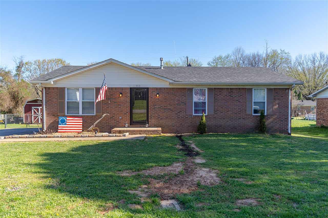 913 Mimosa Ln Russellville Ky 42276 Zillow