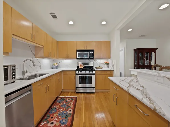 5055 Addison Cir Penthouse 434, Addison, TX 75001