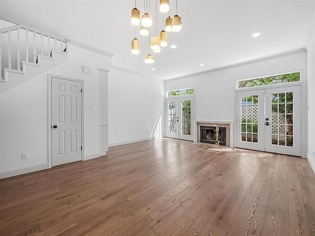 1st image of 4424 Holland Ave APT 303