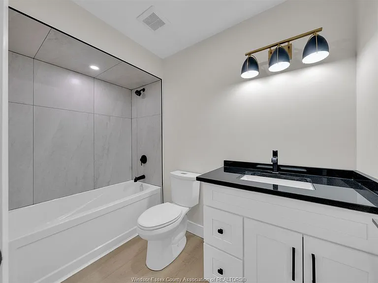 3177 Riverside Dr E #110 — Photo 6