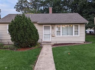 221 N Arbogast St, Griffith, IN 46319
