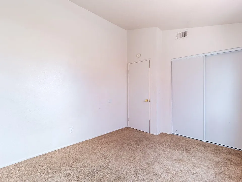 40227 La Cota Dr