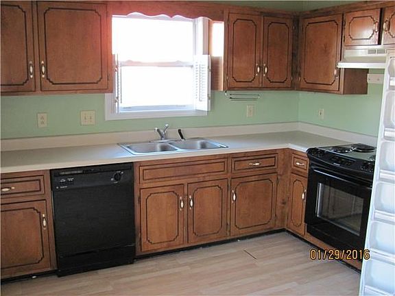4th image of 255 Grassmire Ct